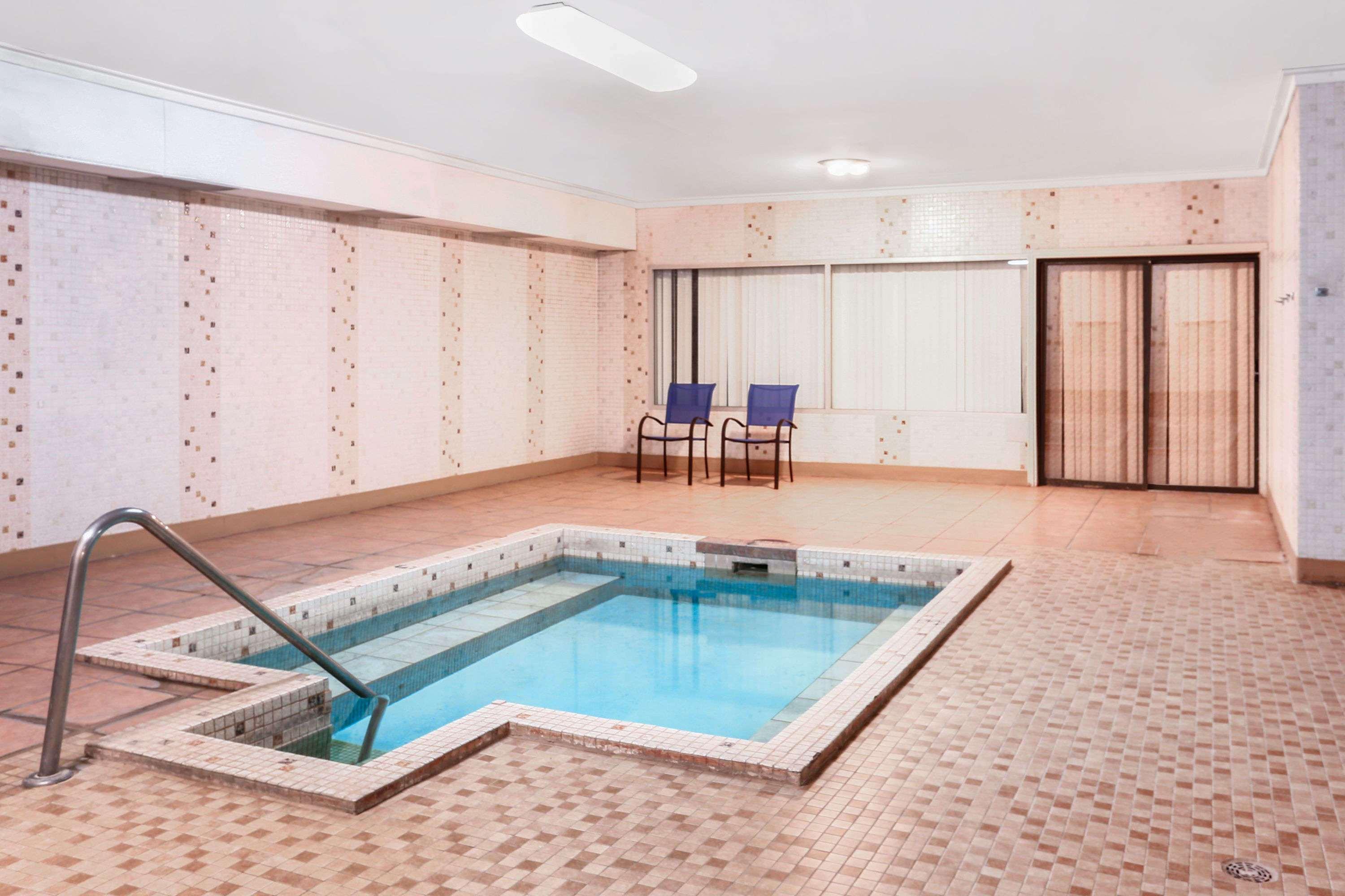 Howard Johnson By Wyndham Helena Exteriör bild